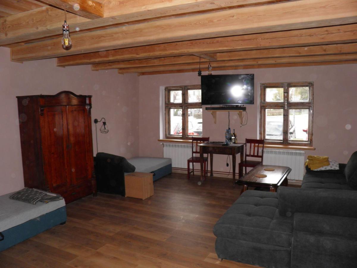 Apartament Rynek 30 Osieczna Esterno foto