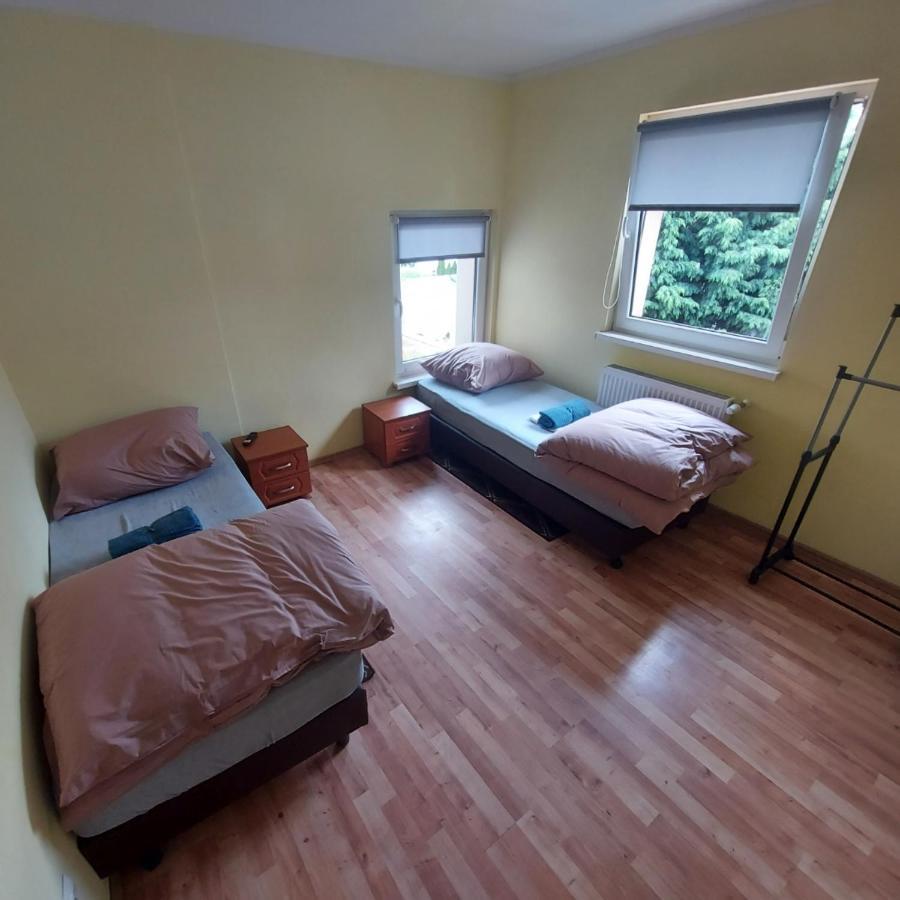 Apartament Rynek 30 Osieczna Esterno foto